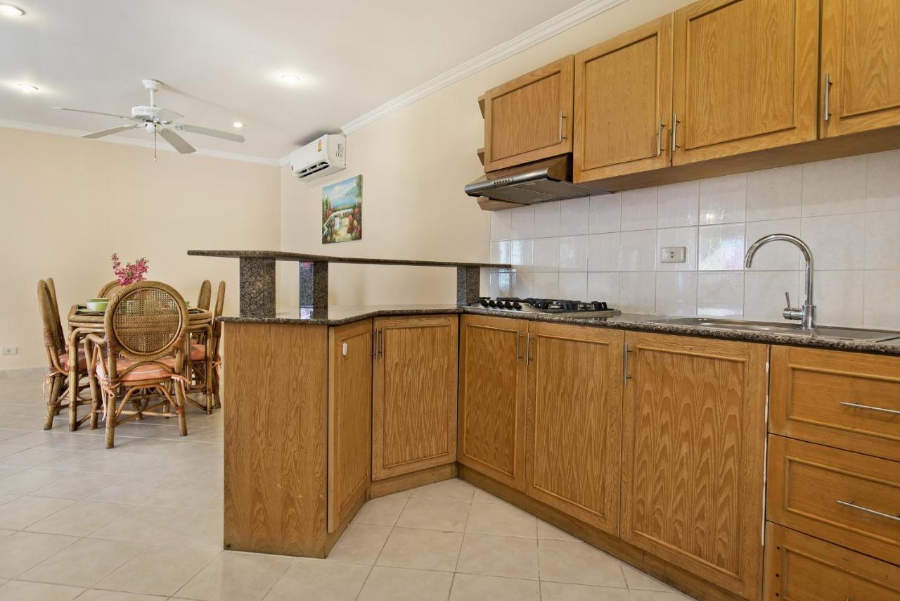 Butterfly Garden Boutique Residences: Luxury Beachside Lifestyle Apartments Pattaya Exterior photo